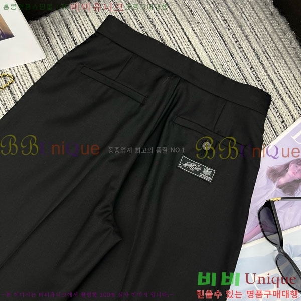  ˷   AWX23044-5