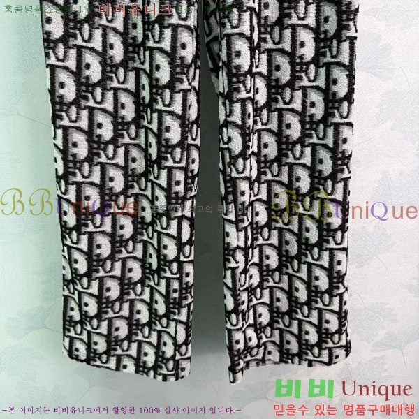    DO153453508-1