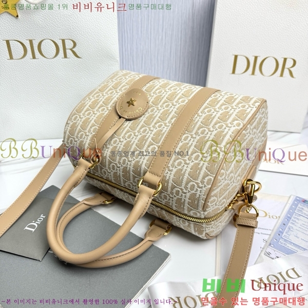 # ׷ 25  Ʈ M1365-1001