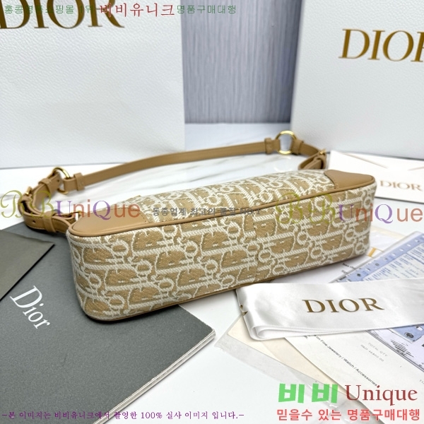 # 30  Ʈ ̴  S2398-1001