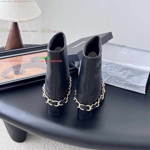 * Ŭ Ŭ  38JG259272-1  7cm