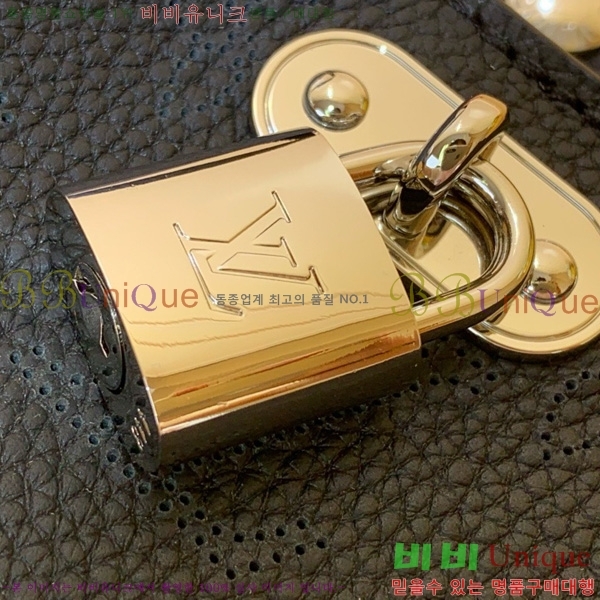 #̺   MM  M14618-101