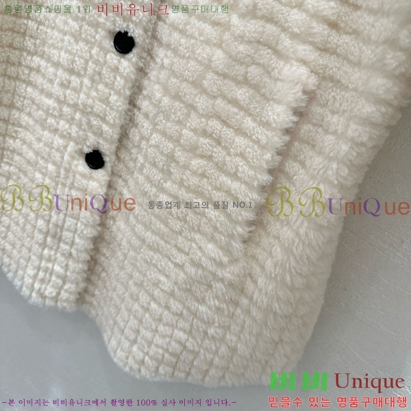  װŸ þ   BV136785768-4