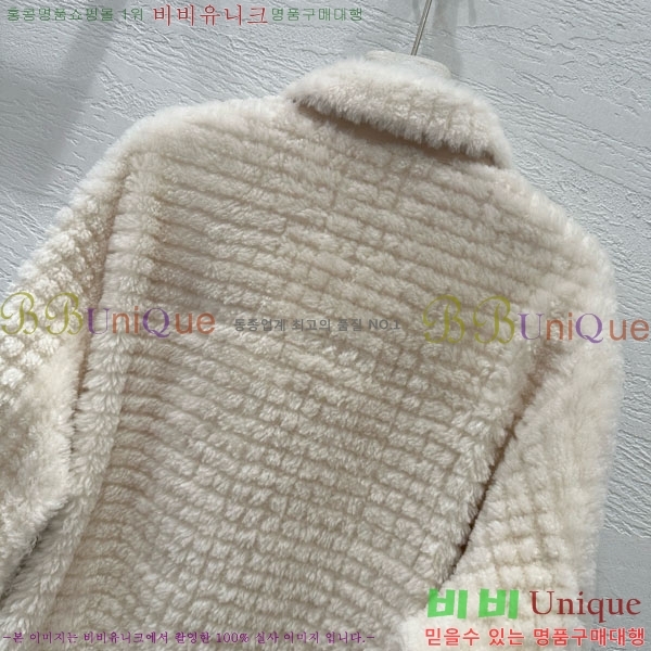  װŸ þ   BV136785768-4