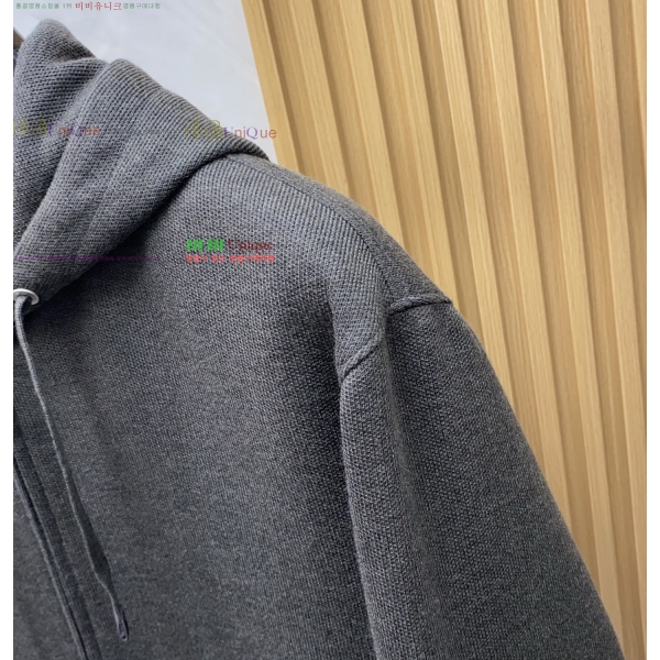  η**  ĵ  34LP25102420-1