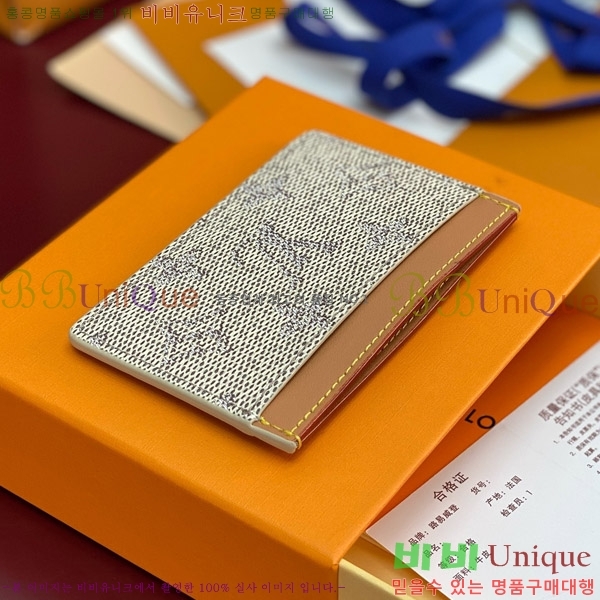 #���̺��� ī�� Ȧ�� M27115-101