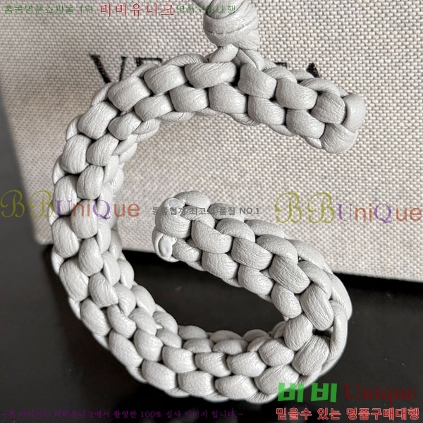 #װŸ  G  844672-107