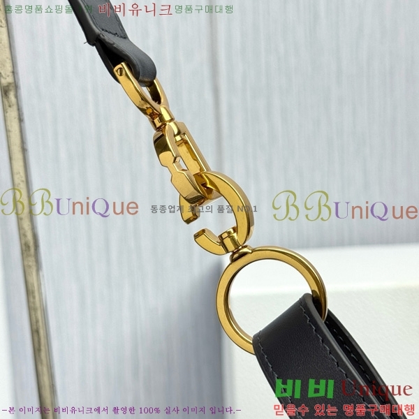 # D-Journey ̵/ M2417UT-2002