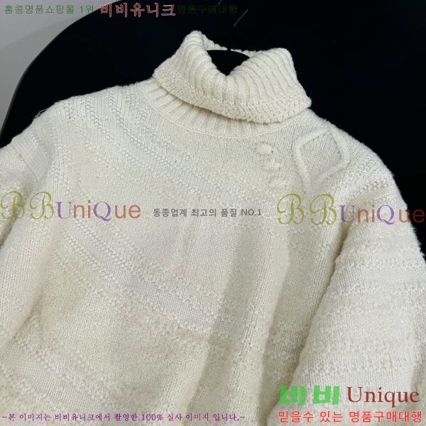  * Ʈ Ƽ CH1467440-15