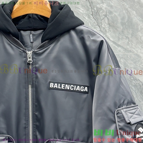 ���� �߷��þư� �ٿ� �е� BL2462617-2