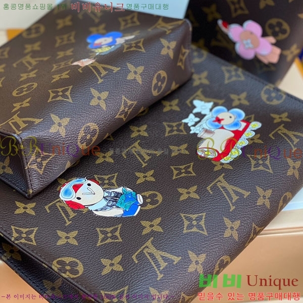 #̺ Ʈ Ϸ Ŀġ M15357-101