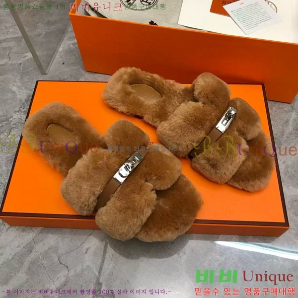 ޽   þ  W861001-4