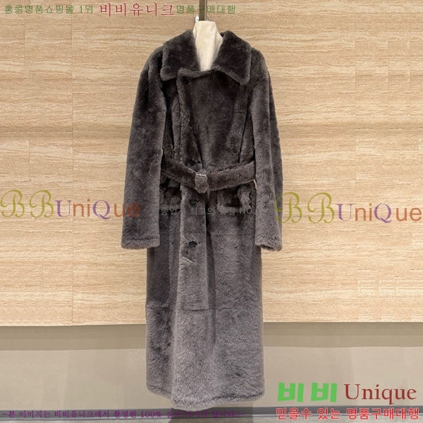 ���� ��**�� ��Ʈ MAX3245023-4