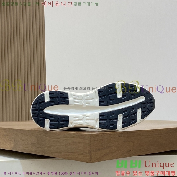 ���� ��**�� ����Ŀ�� MO07843-5