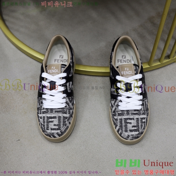 ��� ����Ŀ�� �������� F97402-2