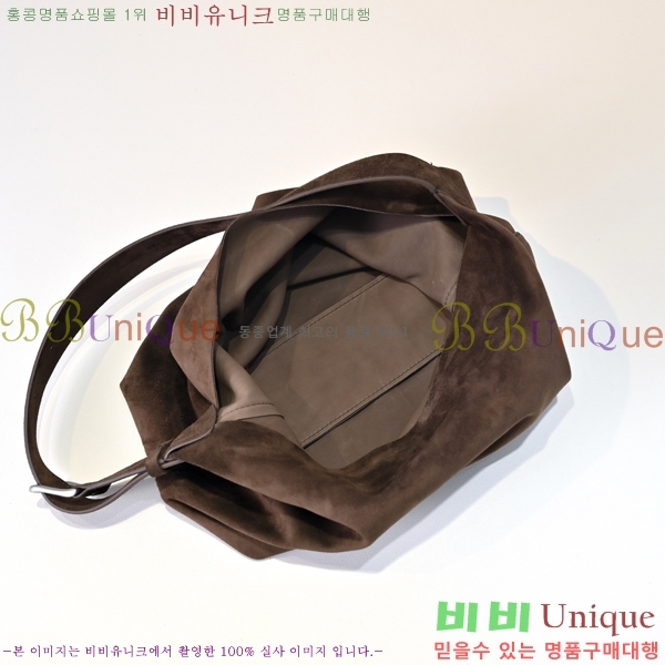 #ο 𝐈𝐬𝐚 ̻ 1852-104 ̵