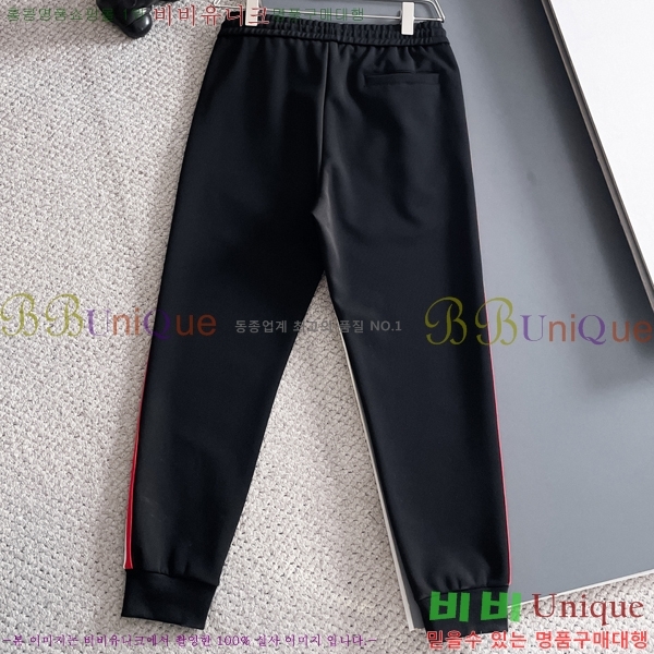 ���� ��**�� ��Ʈ MO1537428-2