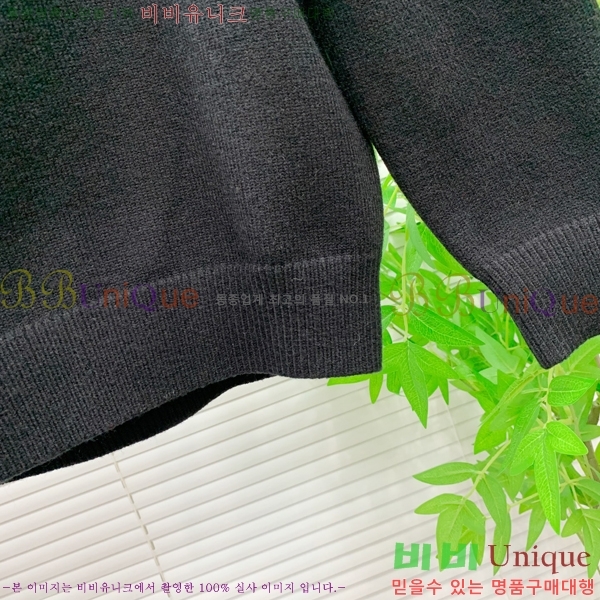 ���� ��**�� ������ MO521571