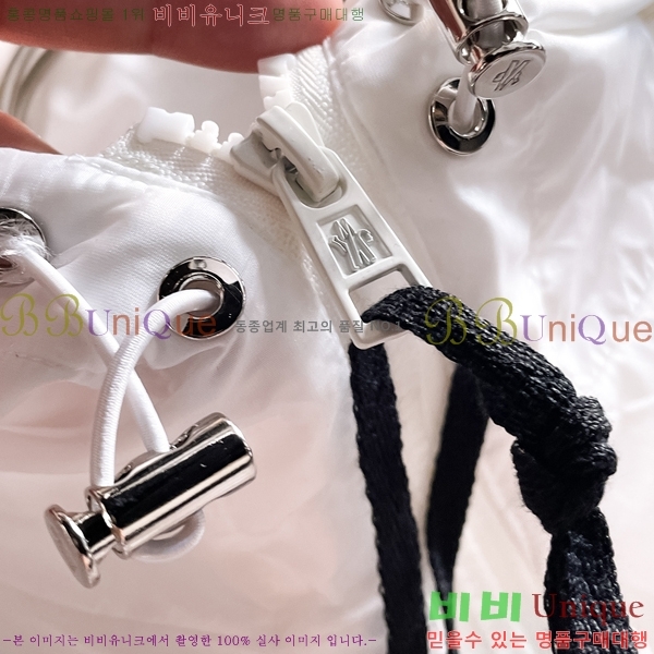 ���� ��**�� ���� MO78083-2