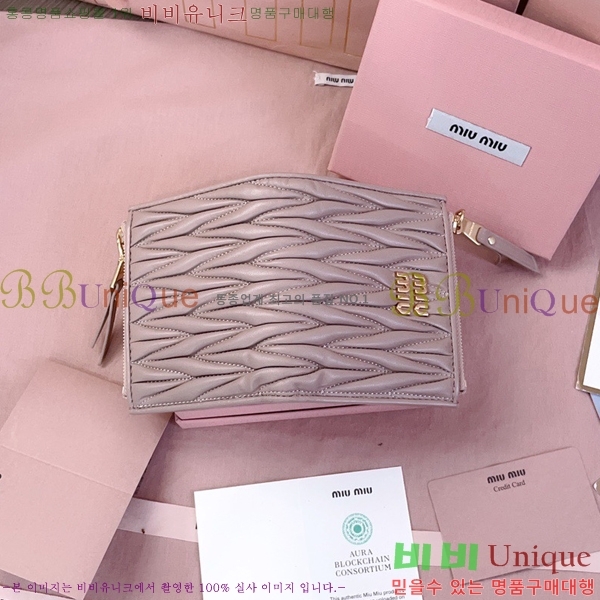 #�̿�̿� ���׶�� ������ 5MV017-203