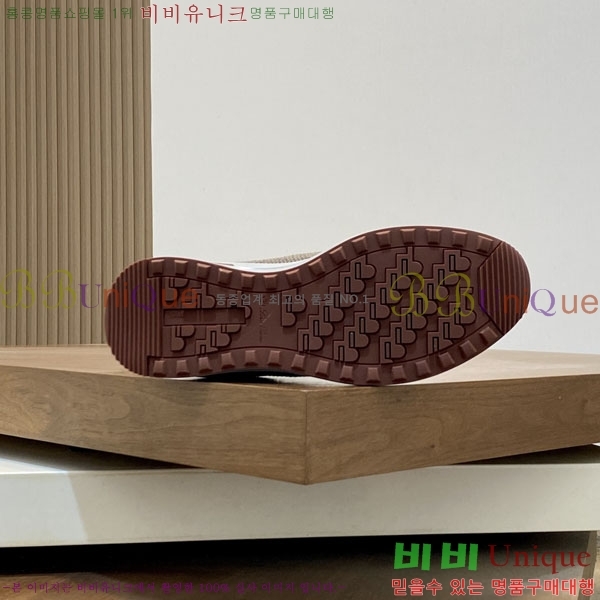 ���� �η�**�� ����Ŀ�� LP55506411-3