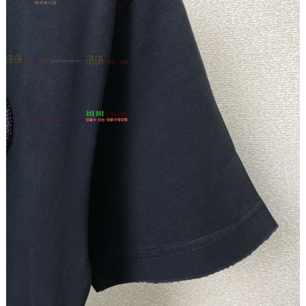 ���� ũ������ ���� Ƽ���� CH852839