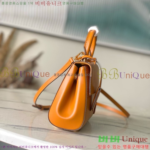 #���̺��� Ŭ��� �̴� M25881-1001