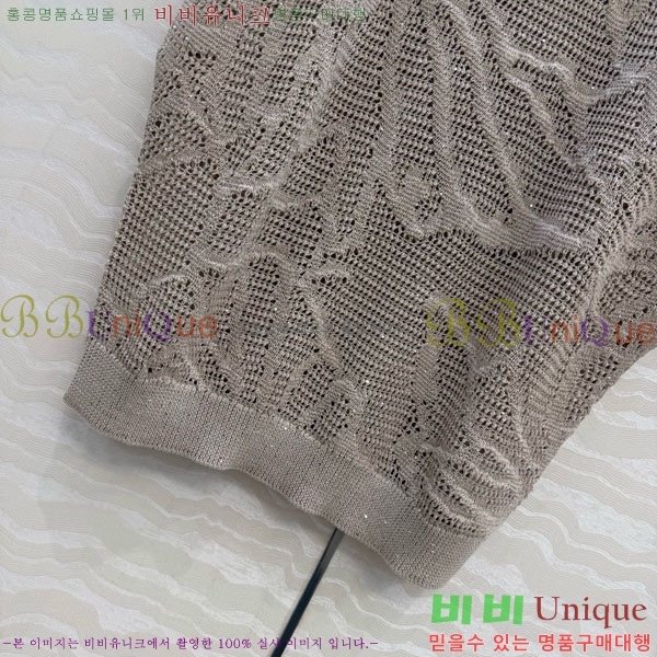 ���� ���ڷ� ��ġ�ڸ� ���� Ƽ���� BC3456033-10