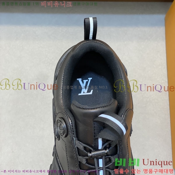 ���� ���̺��� ����Ŀ�� LV622809-6