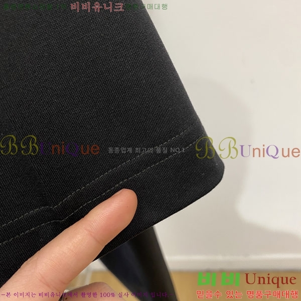 ���� ���ڷ� ��ġ�ڸ� ���� Ƽ���� BC725494-1