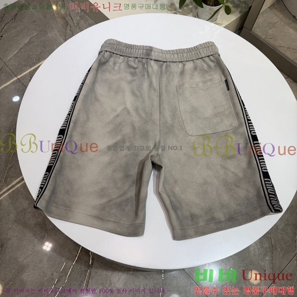 ���� �̿�̿� �ݹ��� M64826-3