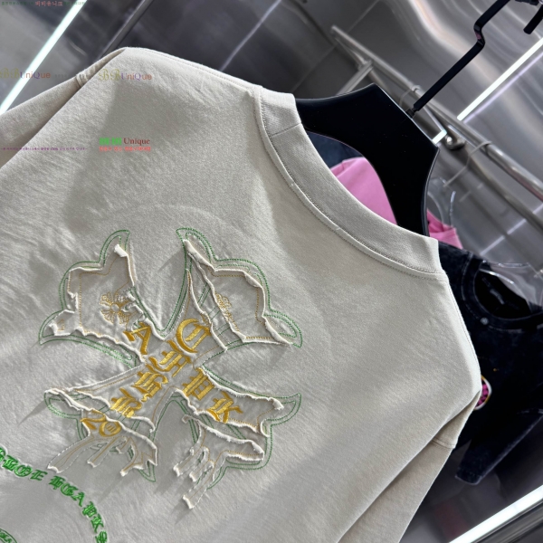 ���� ũ������ ���� Ƽ���� CH875352-12