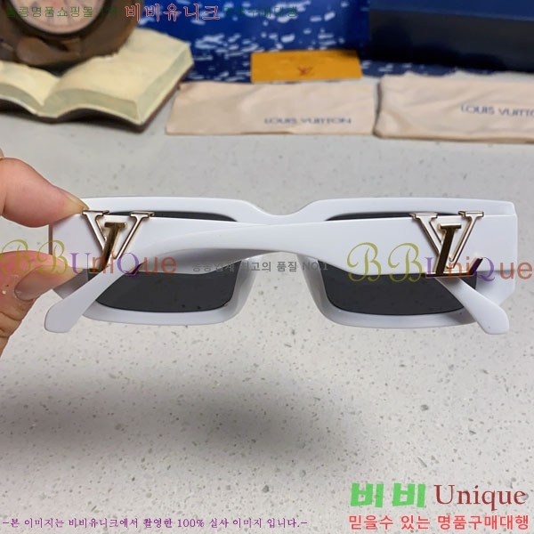 ���̺��� ���۶� LV7984689-3