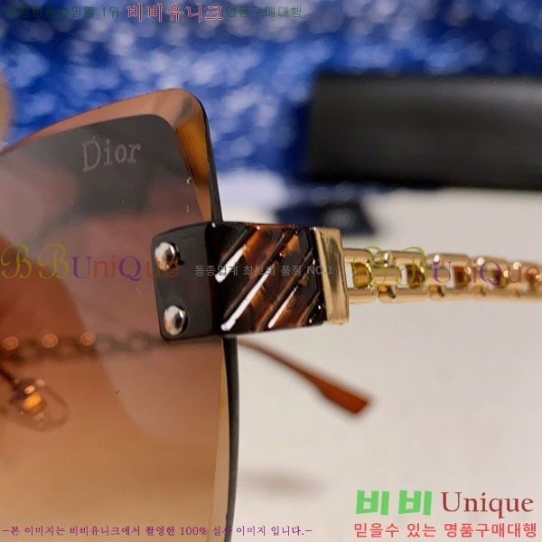 ��� ���۶� D10842839-3