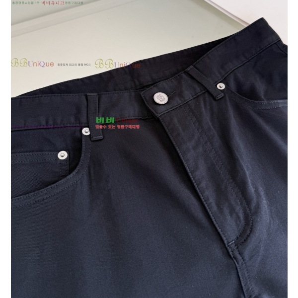 ���� ���ڷ� ��ġ�ڸ� ���� BC437659-2