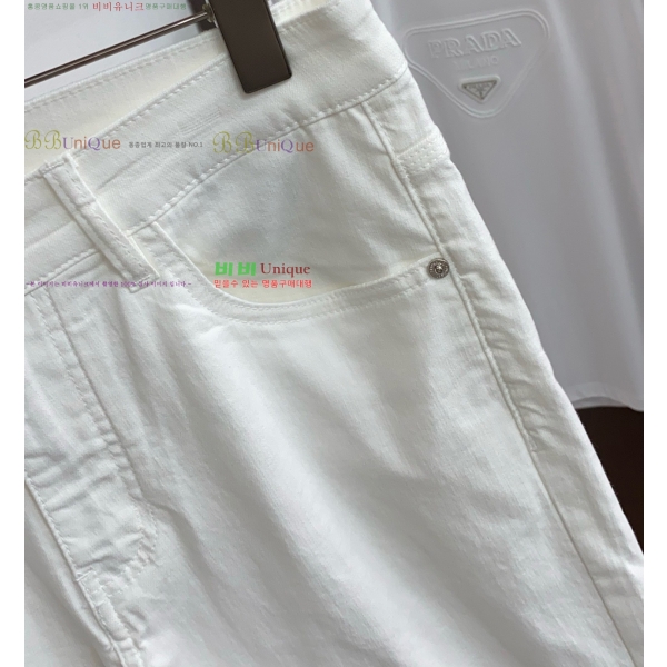 ���� ���ڷ� ��ġ�ڸ� û���� BC247563-2