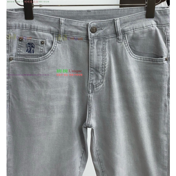 ���� ���ڷ� ��ġ�ڸ� û���� BC247563-3
