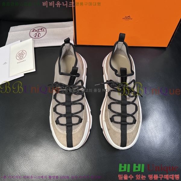 ���� �����޽� �ȭ H3E1180-1