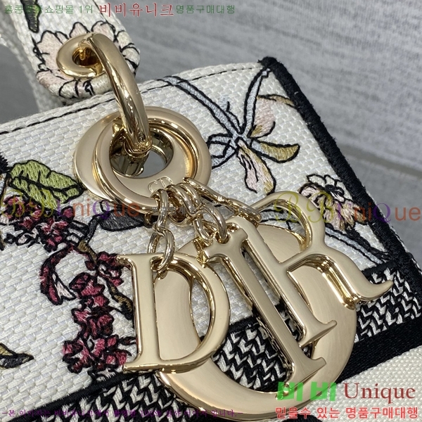 #��� ���̵�� �����Ʈ �̵� M0565-1720