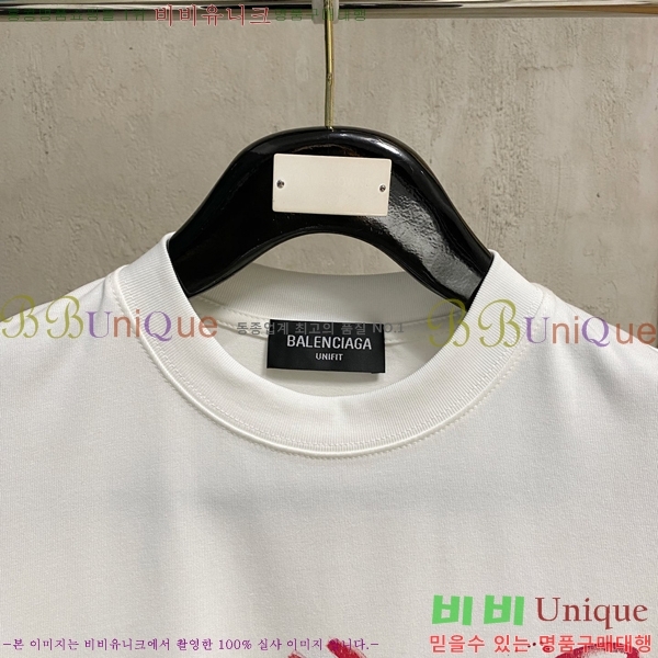 ���� �߷��þư� ���� Ƽ���� BL55379-8
