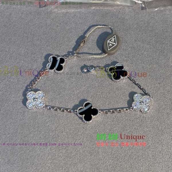 ��Ŭ�������� ���Ժ�� 5�� ��Ƽ�� ���� VA266212-2