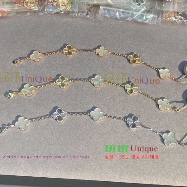 ��Ŭ�������� ���Ժ�� 5�� ��Ƽ�� ���� VA26625-1