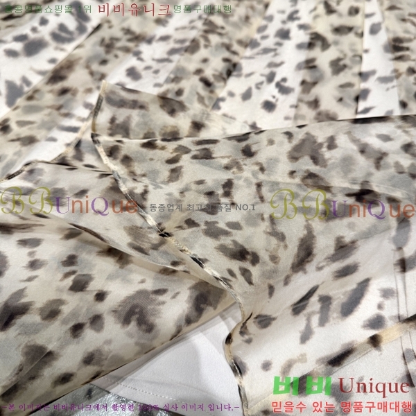 ���� ���ڷ� ��ġ�ڸ� ��ĿƮ BC3547424088-5