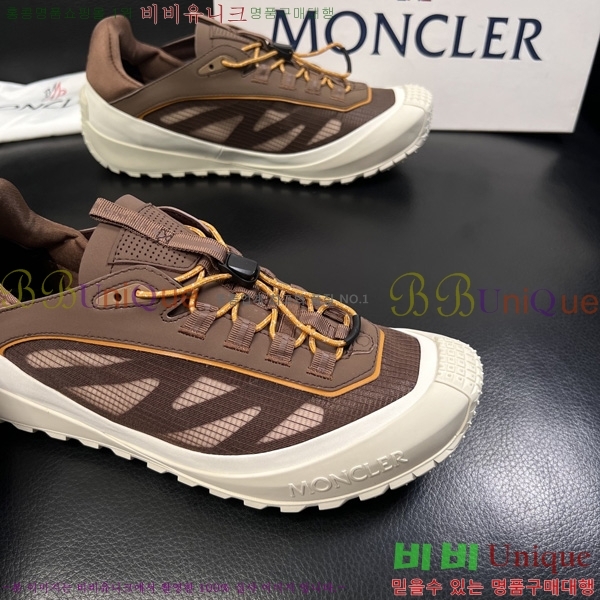 ���� ��**�� ����Ŀ�� MO9906801-3