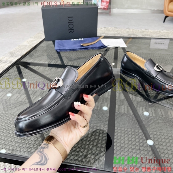 ���� ��� ���� D3R77590-1