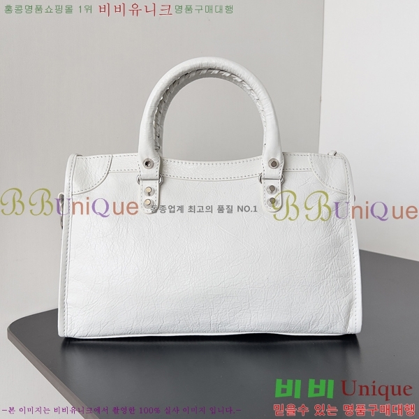 #�߷��þư� 𝗟𝗘 𝗖𝗜𝗧𝗬 �� ��Ƽ ������ 90030-104