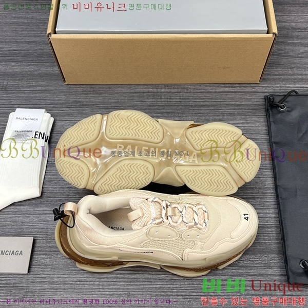�߷��þư� Triple S ����Ŀ�� �������� BLA122508-4