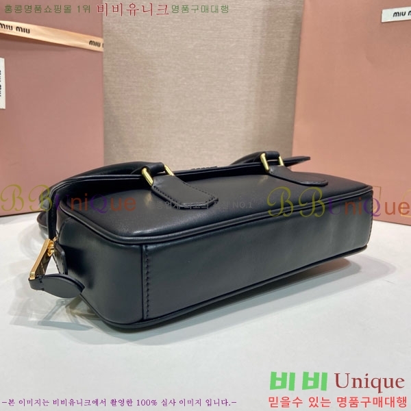 #�̿�̿� �Ƹ�ī�� ���׹� 5BD282-103