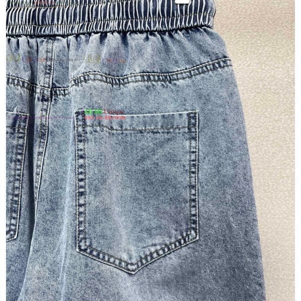 ���� �ο��� �ݹ��� LW673028