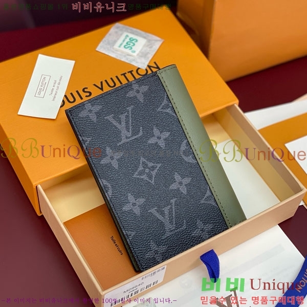 #����*�� �н���Ʈ Ŀ�� �������� M28640-301